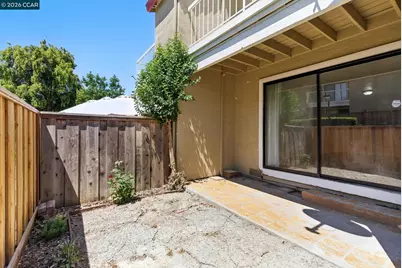 128 Peppermill Ln, Pittsburg, CA 94565 - Photo 30