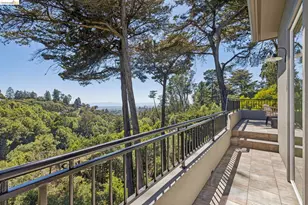 6153 Girvin Dr, Oakland, CA 94611 - Photo 30