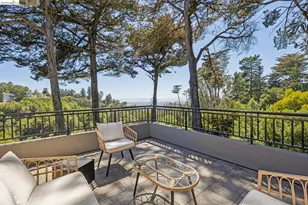 6153 Girvin Dr, Oakland, CA 94611 - Photo 22