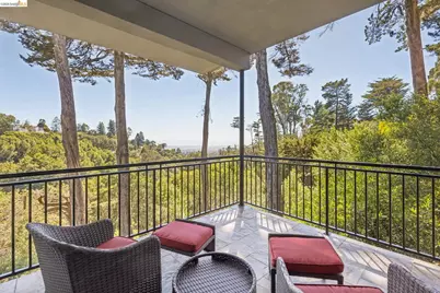 6153 Girvin Dr, Oakland, CA 94611 - Photo 48