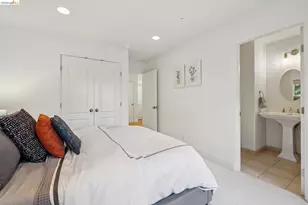 6153 Girvin Dr, Oakland, CA 94611 - Photo 32