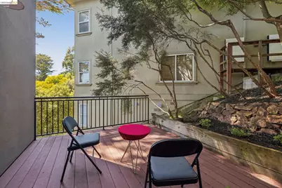 6153 Girvin Dr, Oakland, CA 94611 - Photo 54