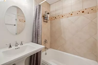6153 Girvin Dr, Oakland, CA 94611 - Photo 32
