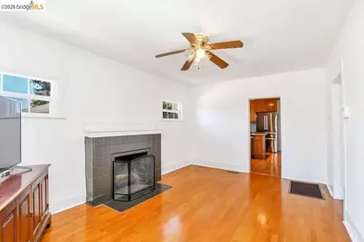 2921 Eastman Ave, Oakland, CA 94619 - Photo 6