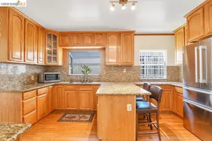 2921 Eastman Ave, Oakland, CA 94619 - Photo 10