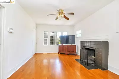 2921 Eastman Ave, Oakland, CA 94619 - Photo 8