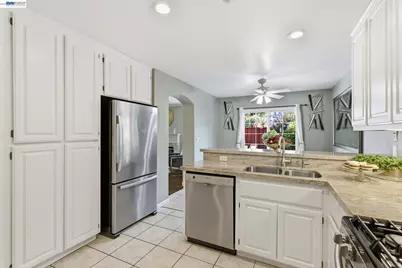 1510 Corte Reina Cmn, Livermore, CA 94551 - Photo 4