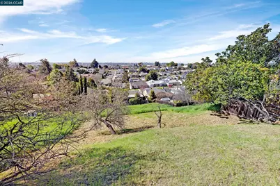 16057 Gramercy Dr, Castro Valley, CA 94578 - Photo 34