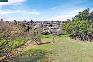 16057 Gramercy Dr, Castro Valley, CA 94578 - Photo 34