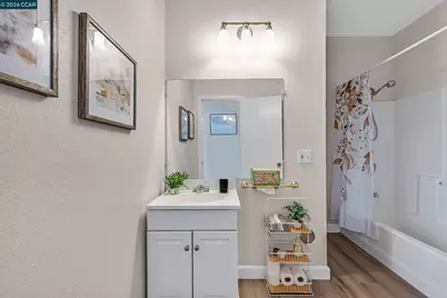 16057 Gramercy Dr, Castro Valley, CA 94578 - Photo 22