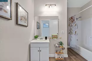 16057 Gramercy Dr, Castro Valley, CA 94578 - Photo 22
