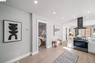 3223 Courtland Ave, Oakland, CA 94619 - Photo 14