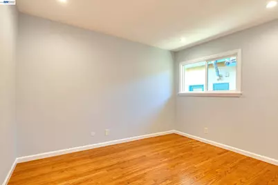 1017 Island Dr, Alameda, CA 94502 - Photo 10