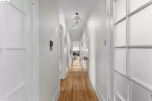 647 Beacon St, Oakland, CA 94610 - Photo 18