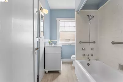 647 Beacon St, Oakland, CA 94610 - Photo 10