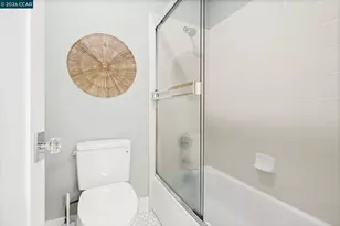 1047 Rolling Woods Way, Concord, CA 94521 - Photo 20
