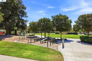 1550 Technology Dr, San Jose, CA 95110 - Photo 32