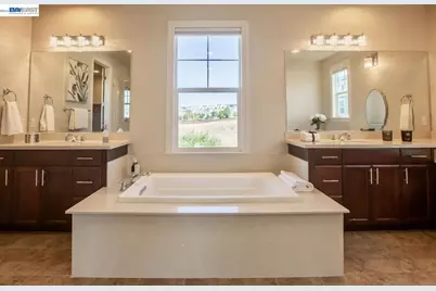 4456 Sunset View Dr, Dublin, CA 94568 - Photo 18