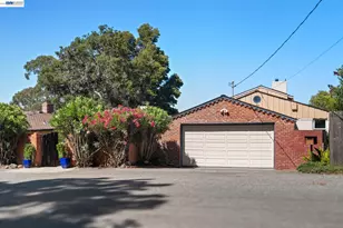 5725 Chelton Dr, Oakland, CA 94611 - Photo 54