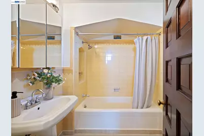 5725 Chelton Dr, Oakland, CA 94611 - Photo 28