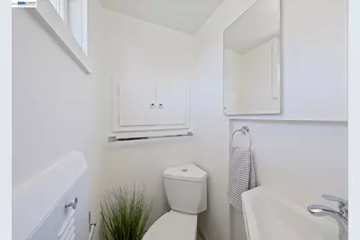 5725 Chelton Dr, Oakland, CA 94611 - Photo 32