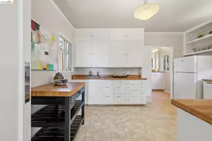 98 Fairlawn Dr, Berkeley, CA 94708 - Photo 24