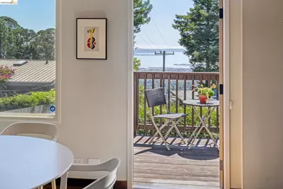 98 Fairlawn Dr, Berkeley, CA 94708 - Photo 30