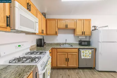1366 Callen St #B, Vacaville, CA 95688 - Photo 6