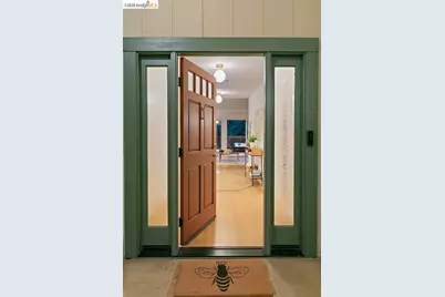 38 Drake Ln, Oakland, CA 94611 - Photo 4