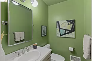 38 Drake Ln, Oakland, CA 94611 - Photo 18