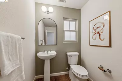 2331 Haile St, Alameda, CA 94501 - Photo 16