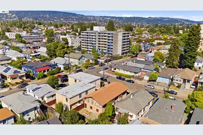 2049 Rutherford St, Oakland, CA 94601 - Photo 40