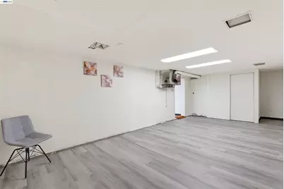 2049 Rutherford St, Oakland, CA 94601 - Photo 30
