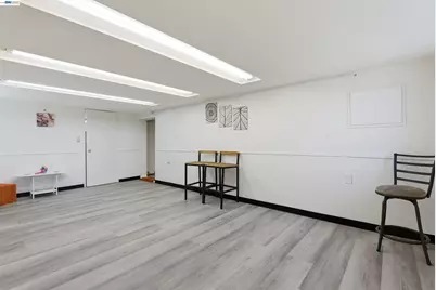 2049 Rutherford St, Oakland, CA 94601 - Photo 28