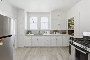 2049 Rutherford St, Oakland, CA 94601 - Photo 12