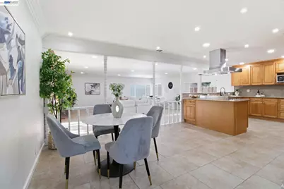 8023 Holanda Ln, Dublin, CA 94568 - Photo 10
