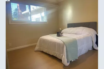 8023 Holanda Ln, Dublin, CA 94568 - Photo 16