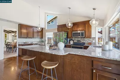 723 Navaronne Way, Concord, CA 94518 - Photo 16