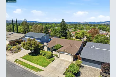 723 Navaronne Way, Concord, CA 94518 - Photo 4