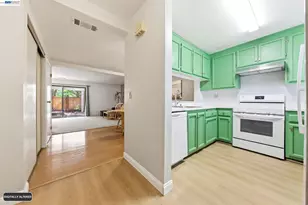709 Center Ave, Martinez, CA 94553 - Photo 4