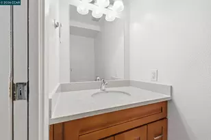 1069 Mohr Ln, Concord, CA 94518 - Photo 12