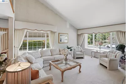 2229 Stewart Ave, Walnut Creek, CA 94596 - Photo 6