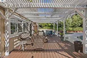 2229 Stewart Ave, Walnut Creek, CA 94596 - Photo 30