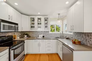 7307 Sunkist Dr, Oakland, CA 94605 - Photo 16