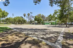 580 15th St, San Jose, CA 95112 - Photo 60