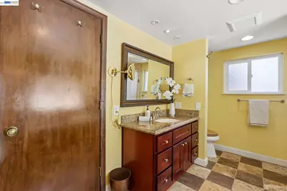 580 15th St, San Jose, CA 95112 - Photo 32