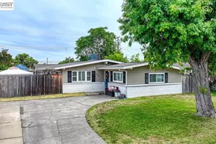 3637 Centinella Dr, North Highlands, CA 95660 - Photo 2
