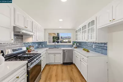 140 Wayne Ct, Vacaville, CA 95687 - Photo 10