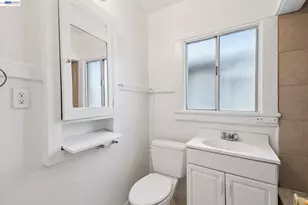 5775 Adeline St, Oakland, CA 94608 - Photo 20