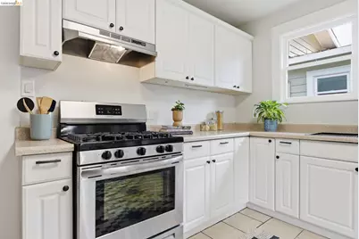 3118 Champion St., Oakland, CA 94602 - Photo 10